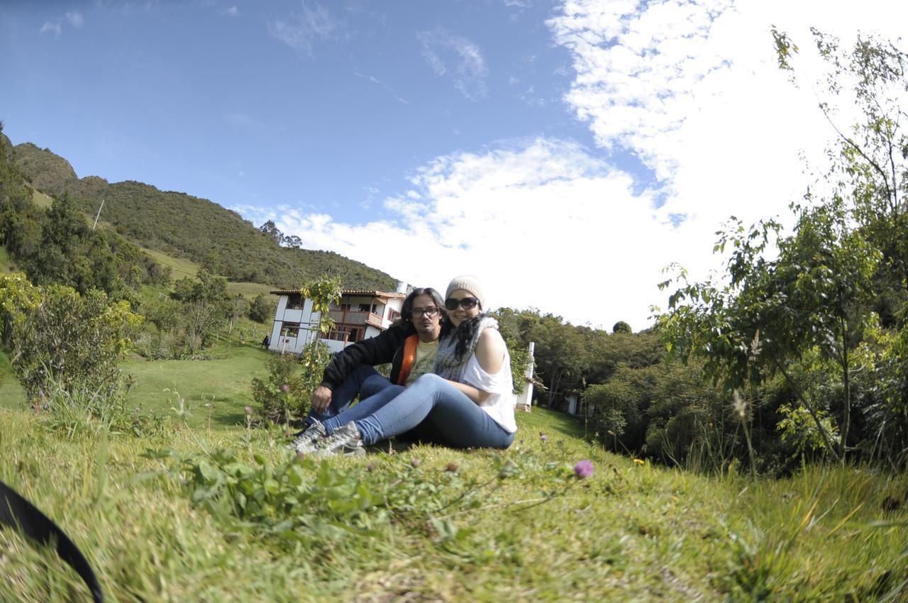 Vila Jardin Colibri Rnt 33633 Guatavita Exteriér fotografie